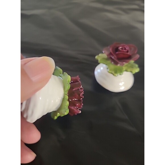 Vtg Aynsley Fine Bone China  Salt/peper Set “Rare Burgundy” - Picture 7 of 8